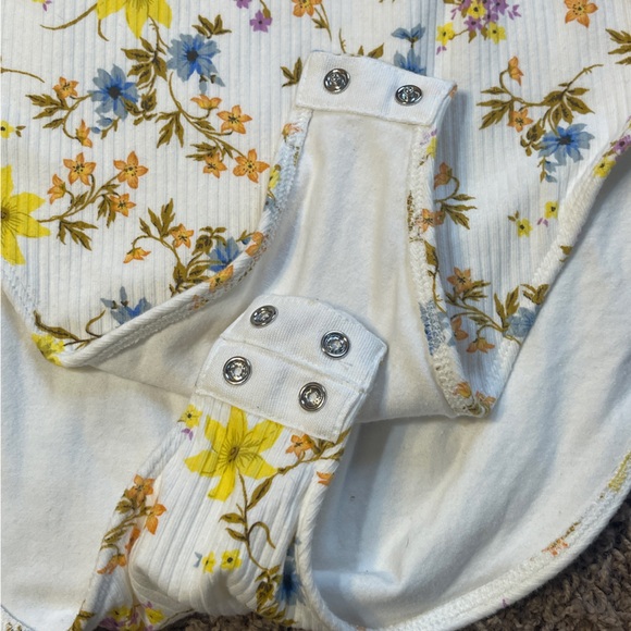 NWOT old navy floral body suit xl - Picture 8 of 9